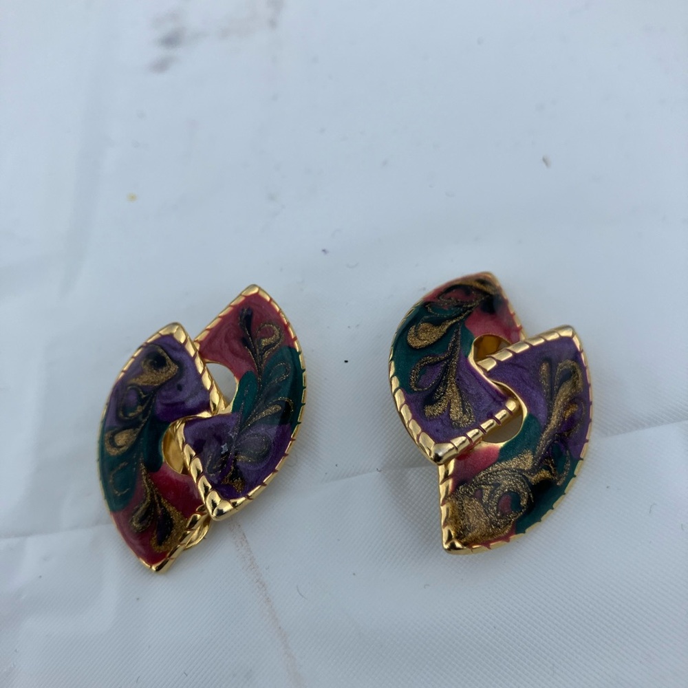 Elegant Gold and Multicolor Earrings